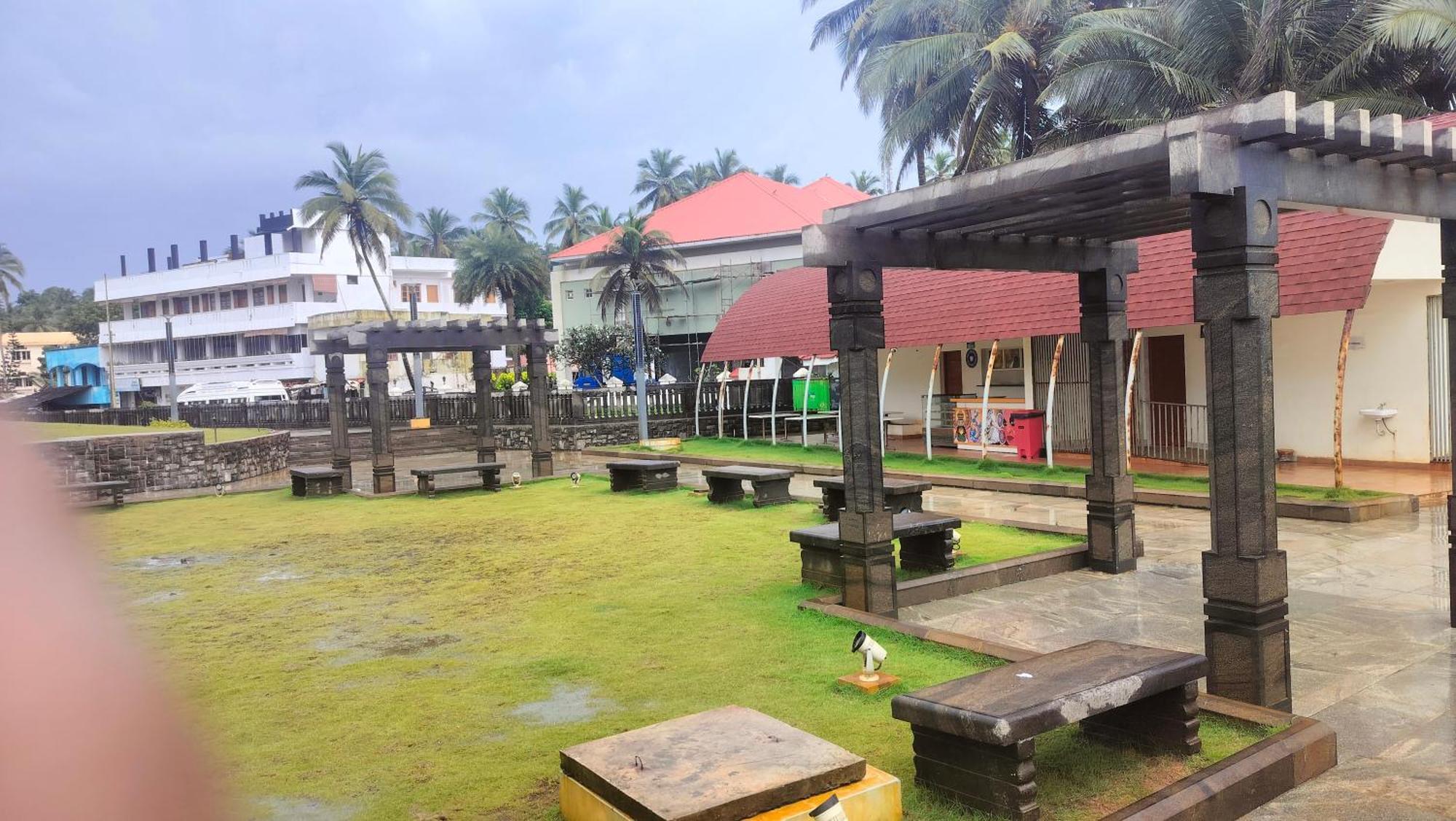 Banyan Tree Samudra Hotel Kovalam Exterior photo