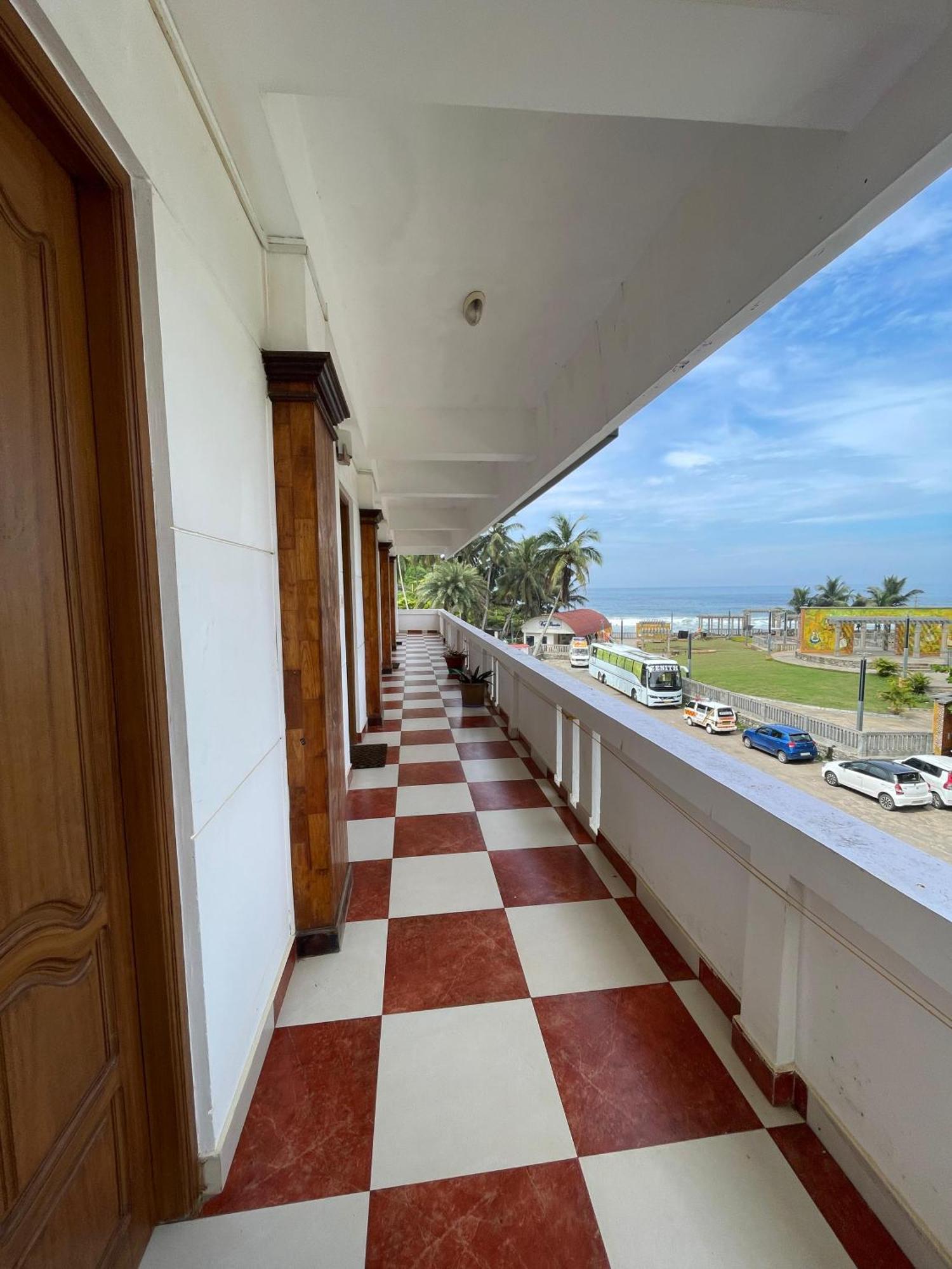 Banyan Tree Samudra Hotel Kovalam Exterior photo